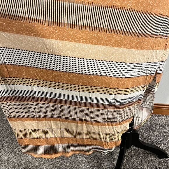 LuLaRoe Earthy Tones Striped Maxi stretchy Dress size medium - Picture 4 of 12